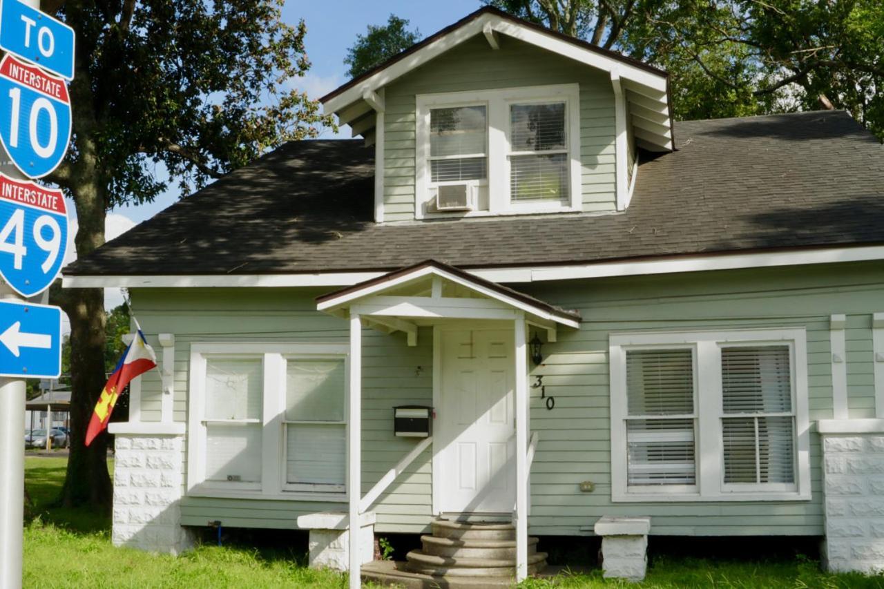 Third St Home - 6 Bedroom 3 Bathroom Lafayette Exterior foto